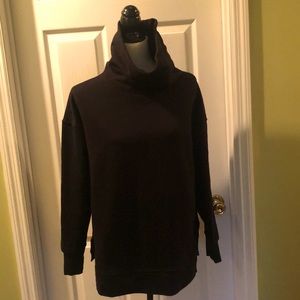 Athleta Funnel Neck Sweatshirt black medium